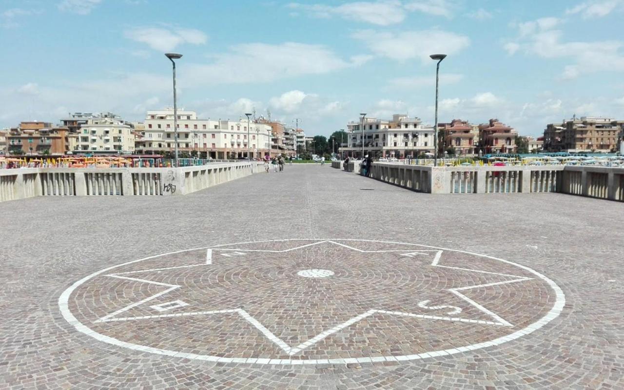 Ostia Holiday Al Pontile Exterior foto